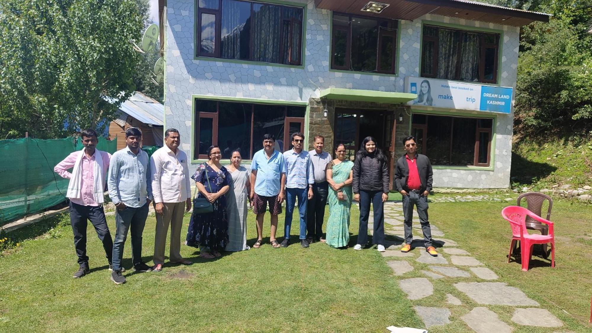 Dreamland Cottage Pahalgām Exterior photo